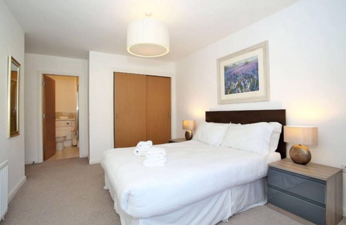 Inverurie Apartment | 100 m² Apartment ∙ 3 bedrooms ∙ 6 guests