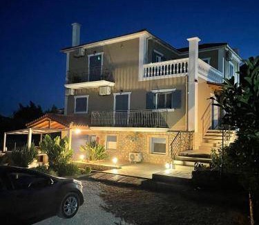 Karavados Apartment | 100 m² Apartment ∙ 2 bedrooms ∙ 4 guests