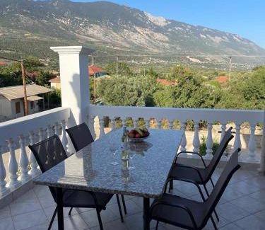 Karavados Apartment | 100 m² Apartment ∙ 2 bedrooms ∙ 4 guests
