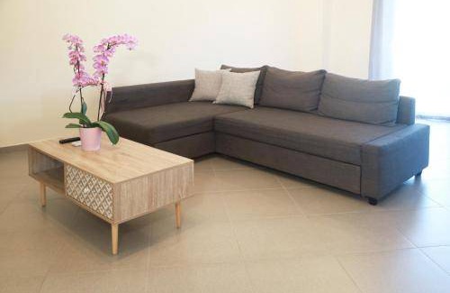 Perivolia Apartment | 100 m² Apartment ∙ 3 bedrooms ∙ 8 guests