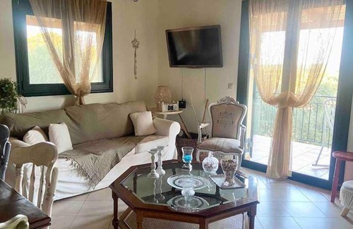 Trifylia House | 100 m² House ∙ 3 bedrooms ∙ 7 guests