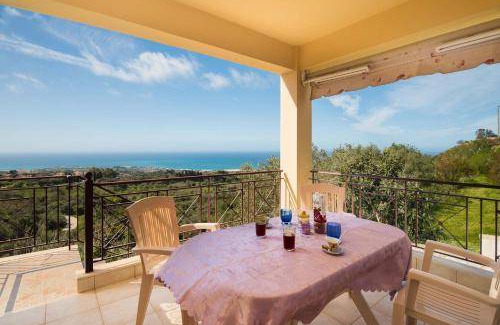 Lakithra House | 100 m² House ∙ 3 bedrooms ∙ 6 guests