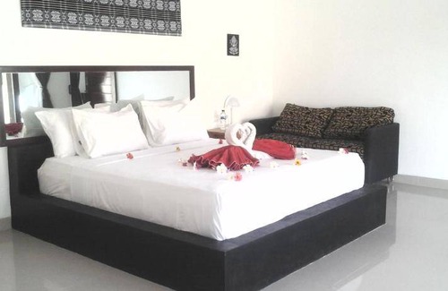 Senggigi Resort | 100 m² Resort ∙ 7 bedrooms ∙ 14 guests