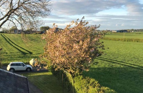 Kilmarnock House | 1000 m² House ∙ 3 bedrooms ∙ 4 guests