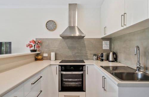 West Hobart House | 102 m² House ∙ 2 bedrooms ∙ 4 guests