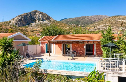 Kateleios Villa | 102 m² Villa ∙ 3 bedrooms ∙ 7 guests