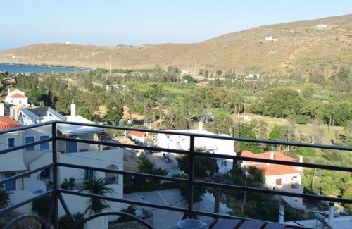 Paleopolis Apartment | 103 m² Apartment ∙ 3 bedrooms ∙ 6 guests