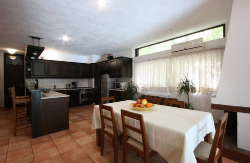 Rodopoli Apartment | 105 m² Apartment ∙ 2 bedrooms ∙ 4 guests