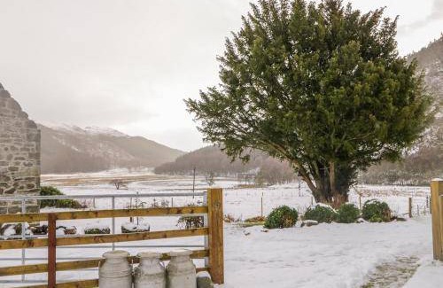 Beauly House | 105 m² House ∙ 2 bedrooms ∙ 3 guests