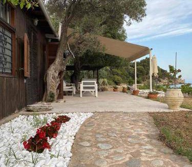 Ouranoupoli House | 106 m² House ∙ 2 bedrooms ∙ 6 guests