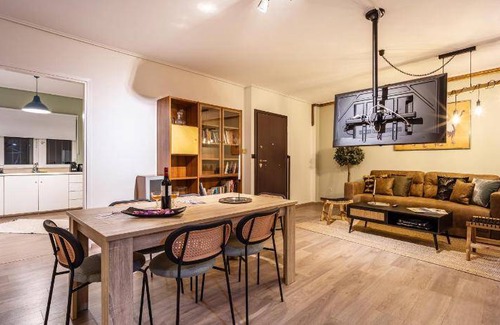 Pangrati Apartment | 110 m² Apartment ∙ 3 bedrooms ∙ 8 guests