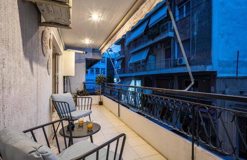 Pangrati Apartment | 110 m² Apartment ∙ 3 bedrooms ∙ 8 guests