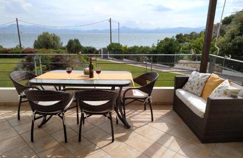 Skaloma House | 110 m² House ∙ 3 bedrooms ∙ 7 guests
