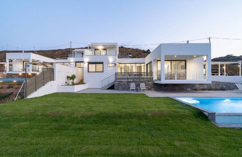 Agia Pelagia House | 110 m² House ∙ 3 bedrooms ∙ 6 guests