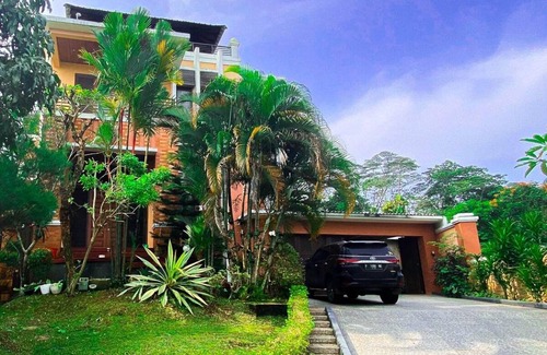 Citaringgul House | 1100 m² House ∙ 5 bedrooms ∙ 26 guests