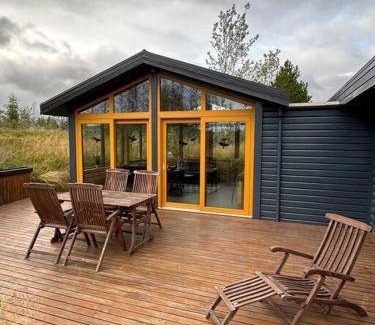 Laugarvatn Ski Chalet | 115 m² Chalet ∙ 3 bedrooms ∙ 8 guests