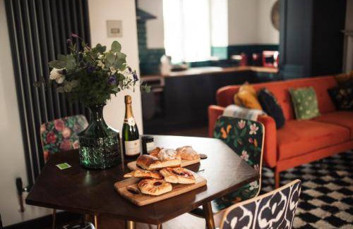 Kingsknowe Apartment | 115 m² Serviced apartment ∙ 3 bedrooms ∙ 8 guests