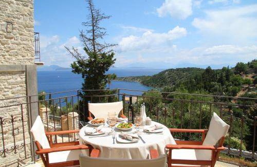 Kioni Villa | 115 m² Villa ∙ 2 bedrooms ∙ 4 guests