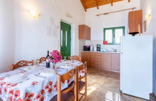 Paxos Villa | 115 m² Villa ∙ 3 bedrooms ∙ 7 guests