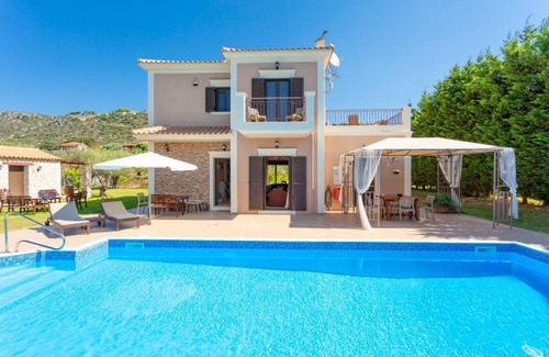 Sarlata Villa | 118 m² Villa ∙ 3 bedrooms ∙ 8 guests