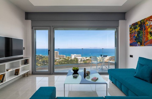 Petaloudes Apartment | 120 m² Apartment ∙ 3 bedrooms ∙ 8 guests