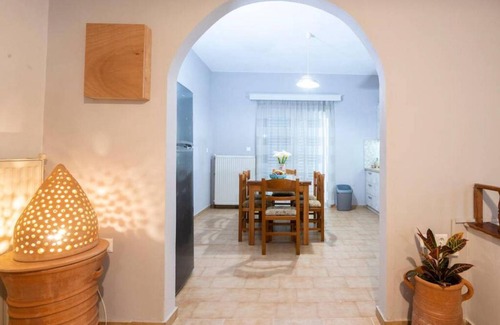 Margarites House | 120 m² House ∙ 2 bedrooms ∙ 6 guests