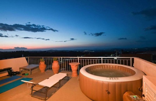 Margarites House | 120 m² House ∙ 2 bedrooms ∙ 6 guests