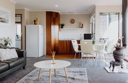 Akaroa House | 120 m² House ∙ 2 bedrooms ∙ 4 guests