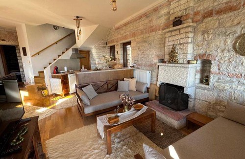 Arta House | 120 m² House ∙ 3 bedrooms ∙ 6 guests
