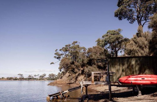 Primrose Sands House | 120 m² House ∙ 3 bedrooms ∙ 6 guests