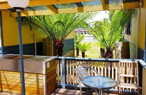Strahan Resort | 120 m² Resort ∙ 2 bedrooms ∙ 127 guests