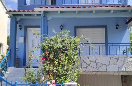 Kostakioi Villa | 120 m² Villa ∙ 3 bedrooms ∙ 8 guests