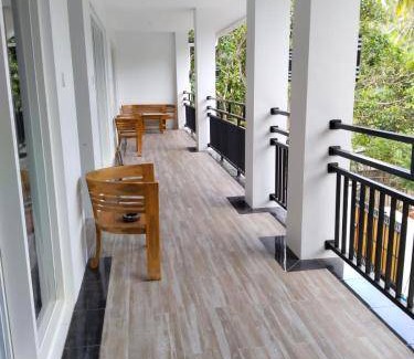 Senggigi Villa | 120 m² Villa ∙ 3 bedrooms ∙ 6 guests