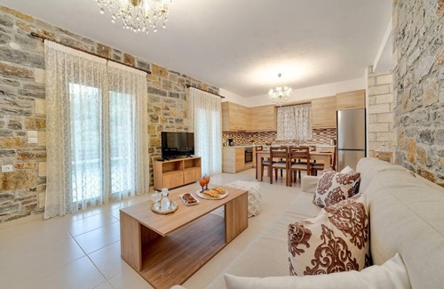 Zoniana Villa | 120 m² Villa ∙ 3 bedrooms ∙ 7 guests