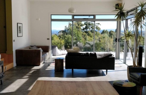 Friendly Beaches House | 125 m² House ∙ 2 bedrooms ∙ 6 guests