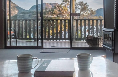 Coles Bay House | 130 m² House ∙ 2 bedrooms ∙ 5 guests