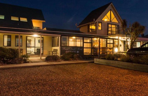 Haast Hotel | 130 m² Motel ∙ 2 bedrooms ∙ 6 guests