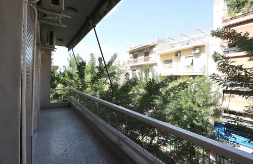 Pangrati Resort | 130 m² Private room ∙ 1 bedroom ∙ 1 guest