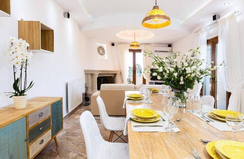 Achlades Villa | 130 m² Villa ∙ 3 bedrooms ∙ 7 guests