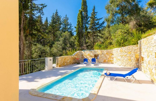 Koutsi Villa | 135 m² Villa ∙ 2 bedrooms ∙ 4 guests