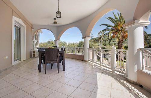 Alikanas Villa | 135 m² Villa ∙ 4 bedrooms ∙ 9 guests