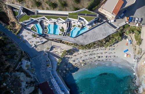 Agia Pelagia Villa | 1380 m² Villa ∙ 21 bedrooms ∙ 42 guests