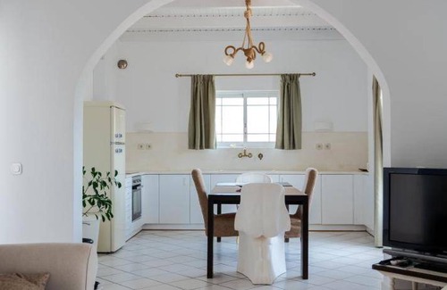 Vathy Apartment | 140 m² Apartment ∙ 3 bedrooms ∙ 6 guests