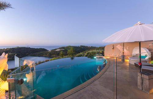 Oneroa Cabin | 140 m² Lodge ∙ 2 bedrooms ∙ 127 guests