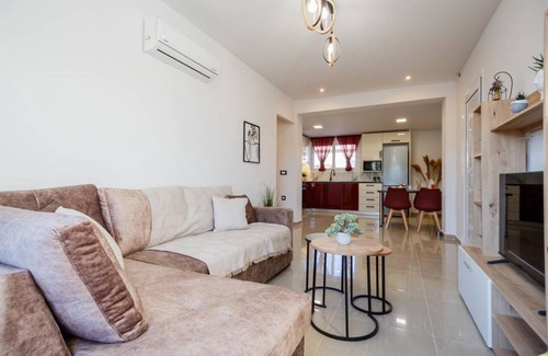 Alonia Villa | 140 m² Villa ∙ 2 bedrooms ∙ 5 guests