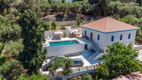 Makhairoi Villa | 140 m² Villa ∙ 3 bedrooms ∙ 8 guests