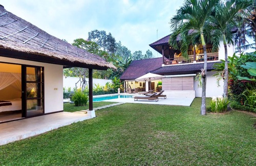 Melayang Villa | 1400 m² Villa ∙ 4 bedrooms ∙ 8 guests