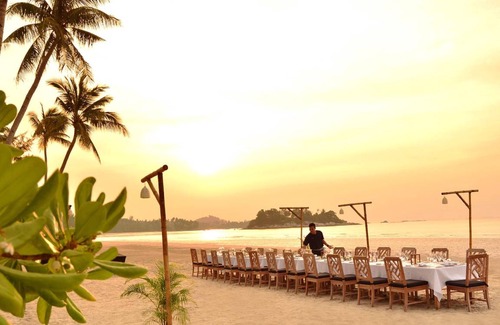 Lagoi Resort | 1426 m² Resort ∙ 3 bedrooms ∙ 127 guests