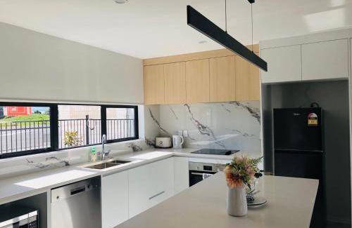 Manurewa Villa | 144 m² Villa ∙ 4 bedrooms ∙ 8 guests