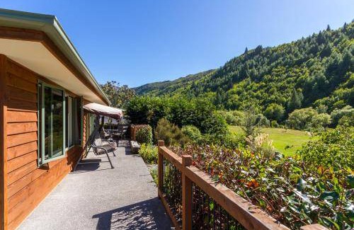 Arrowtown House | 145 m² House ∙ 4 bedrooms ∙ 10 guests